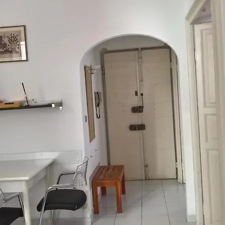 Ruffini 23 Διαμέρισμα *
